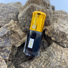 Oud Wood Essential oil Grade A – OEA (3ml) image 3