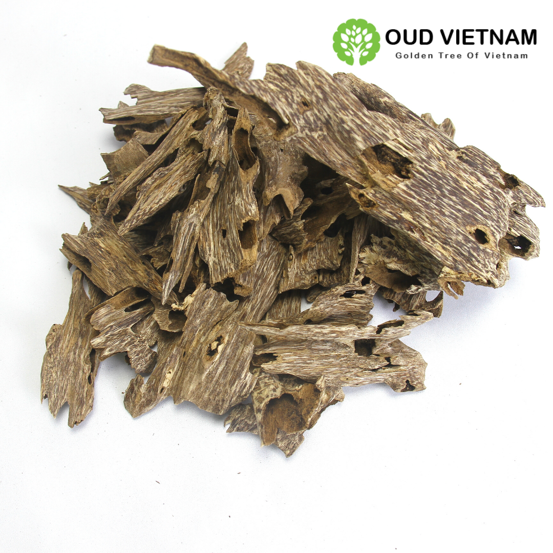 Ant Wood Oud Chips Grade Special AA+ – AOW2 (100g)
