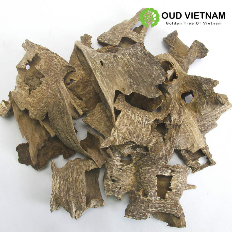 Oud Wood Chips Grade A+ – OWC3 (100g)