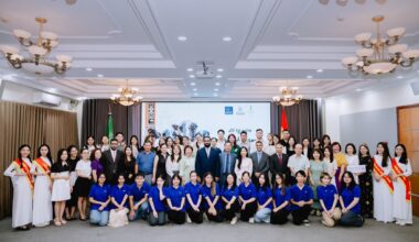 Oud Vietnam Takes Part in International Camel Day Event in Hanoi